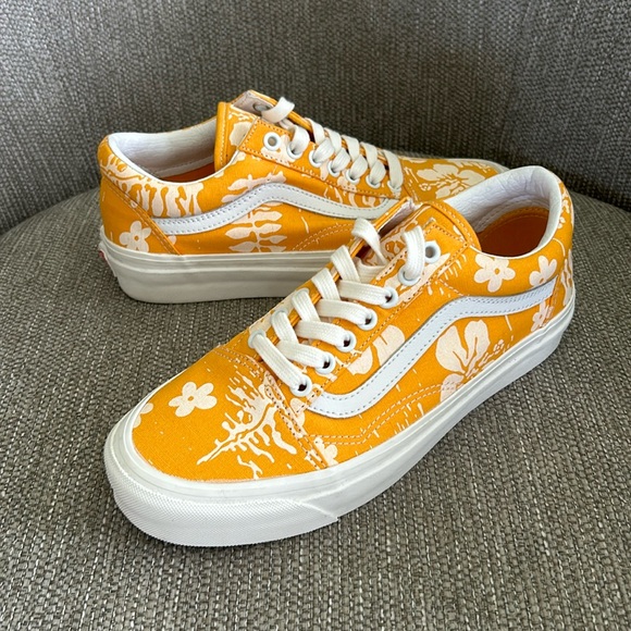 Vans Shoes - Vans Old Skool 36 DX Anaheim Factory Floral Sneakers